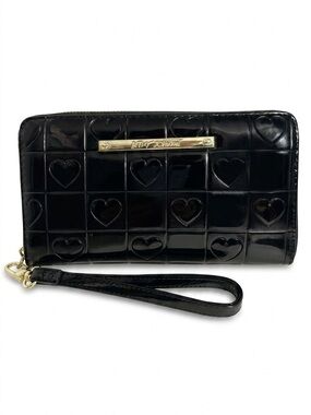 Betsey Johnson Faux Patent Quilted Wristlet Alternating Hearts and Blank Squares